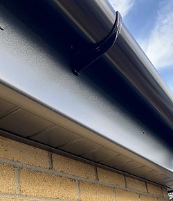 Anthracite fascia & soffit, black gutter,